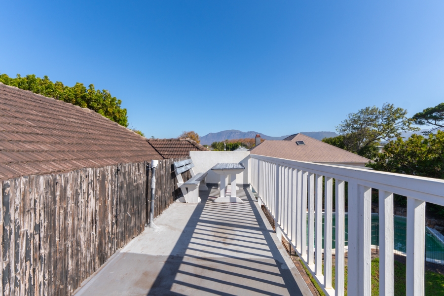 4 Bedroom Property for Sale in Plumstead Western Cape